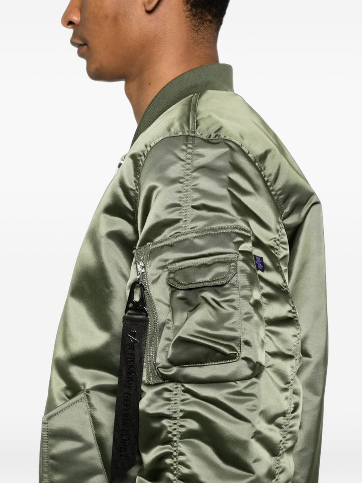 Bomber verde salvia con ruches 