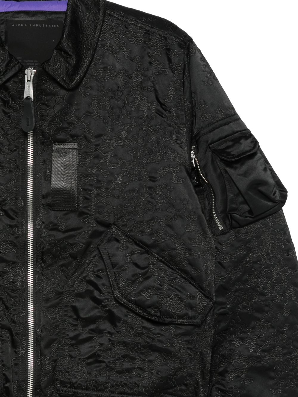 Bomber nero con ricamo camouflage 