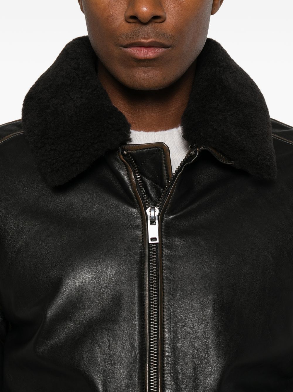 Giacca in pelle con collo in shearling marrone scuro 