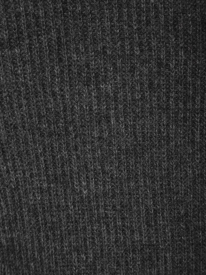 Maglione a coste con maniche raglan in lana e cashmere grigio antracite 