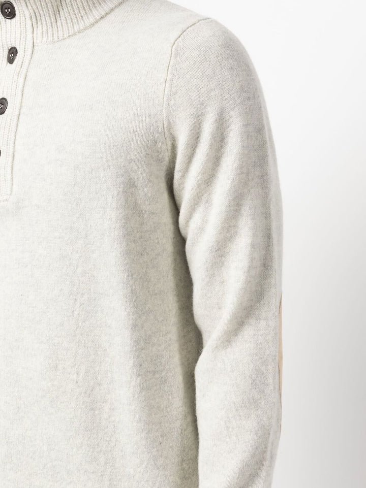 Maglione perla con Bottoni 