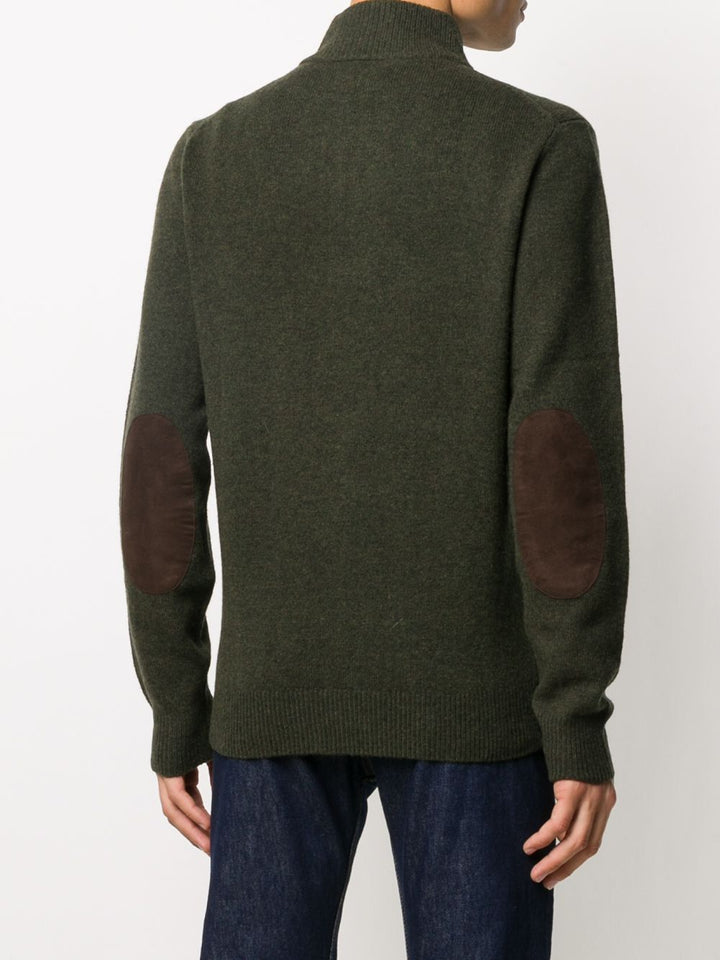 Maglione verde con bottoni 