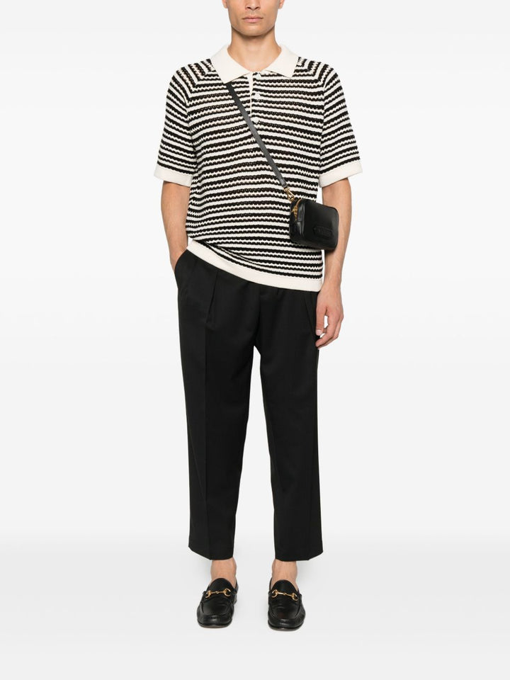 Pantaloni neri con pieghe frontali 