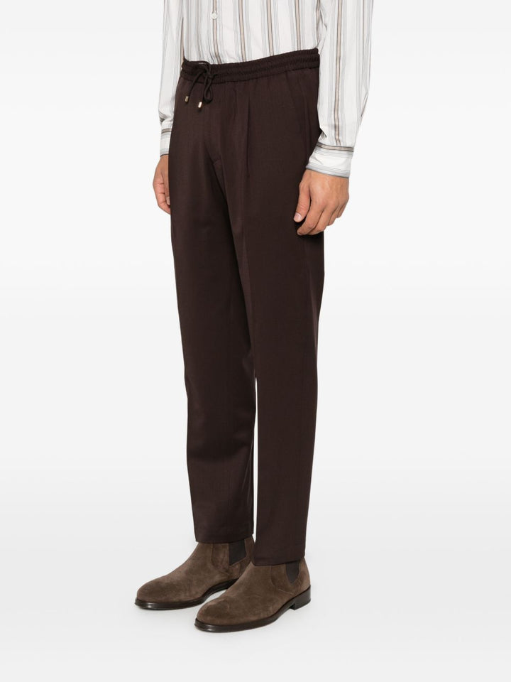 Pantaloni marroni con coulisse 
