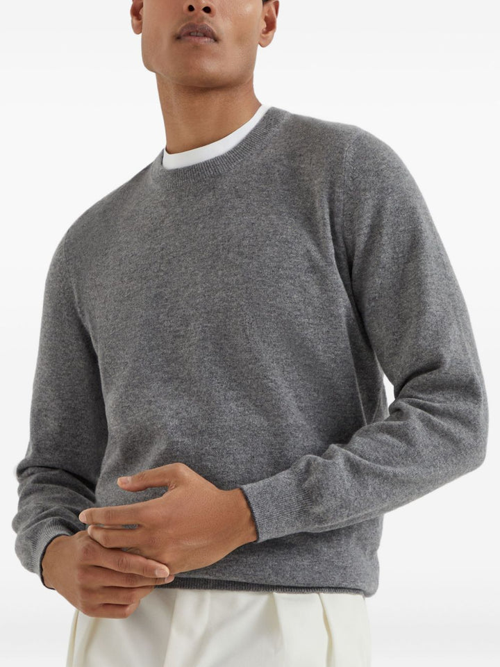 Maglione girocollo grigio scuro in cashmere 