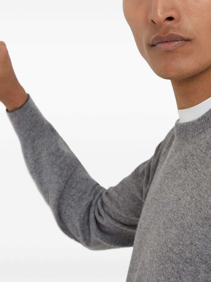 Maglione girocollo grigio scuro in cashmere 