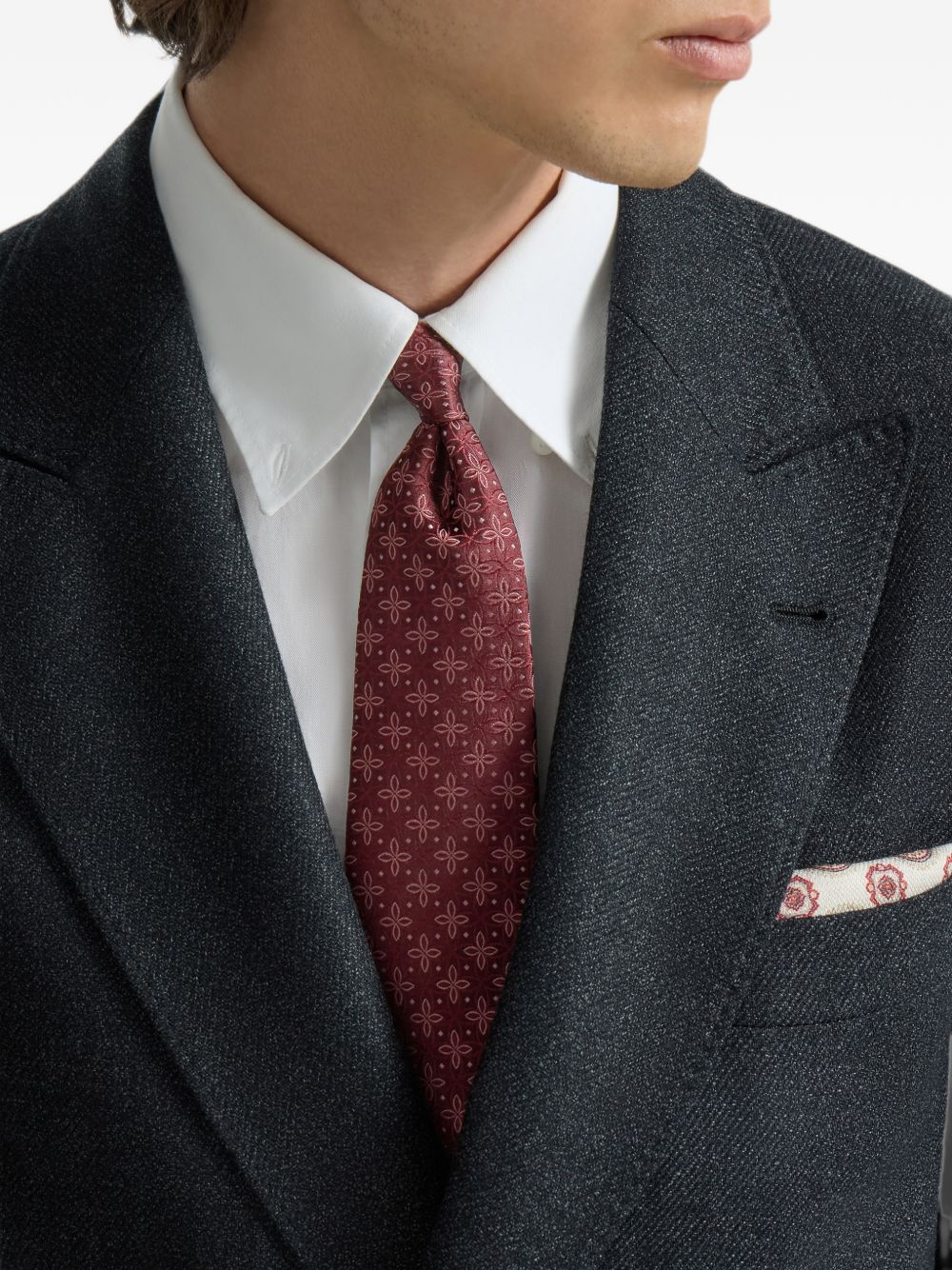 Cravatta burgundy in seta con motivo a fiori 