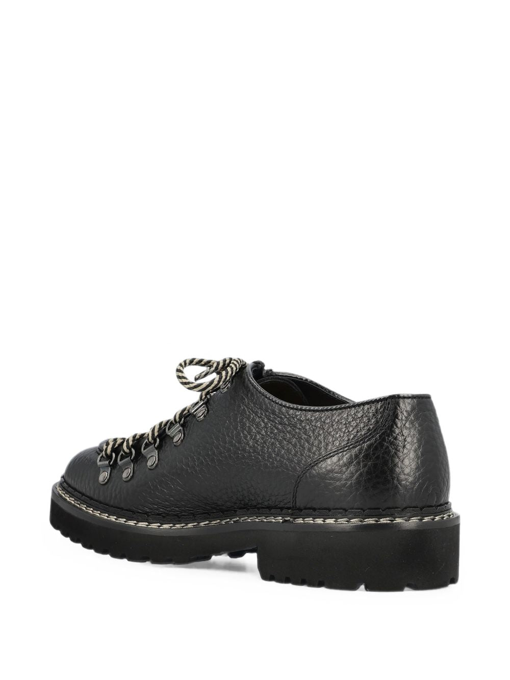 Scarpe Derby nere in pelle martellata 