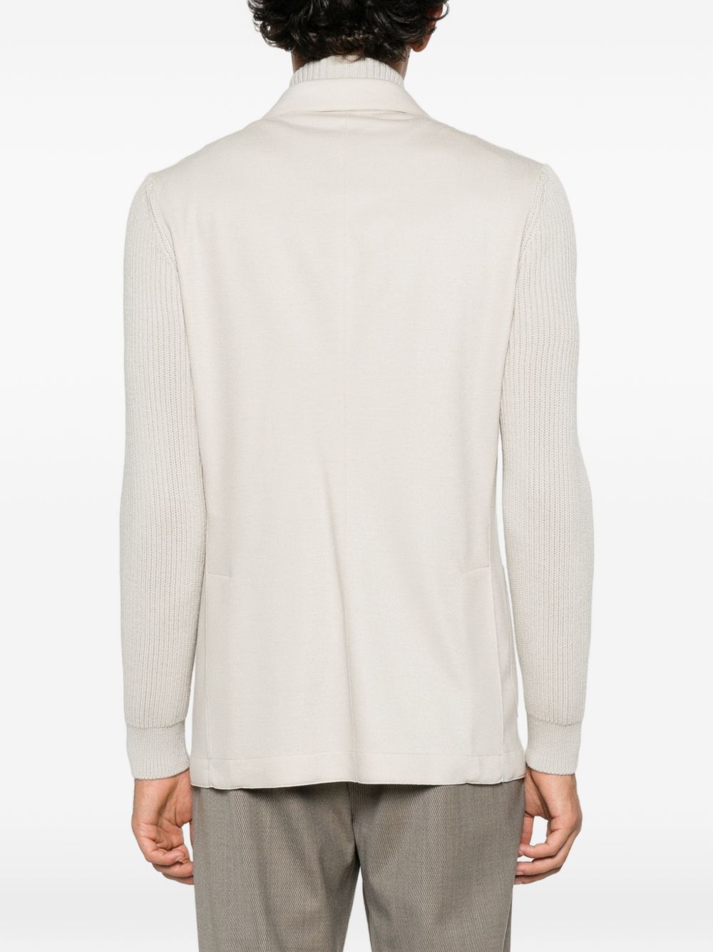 Blazer sabbia in lana a coste con collo alto 