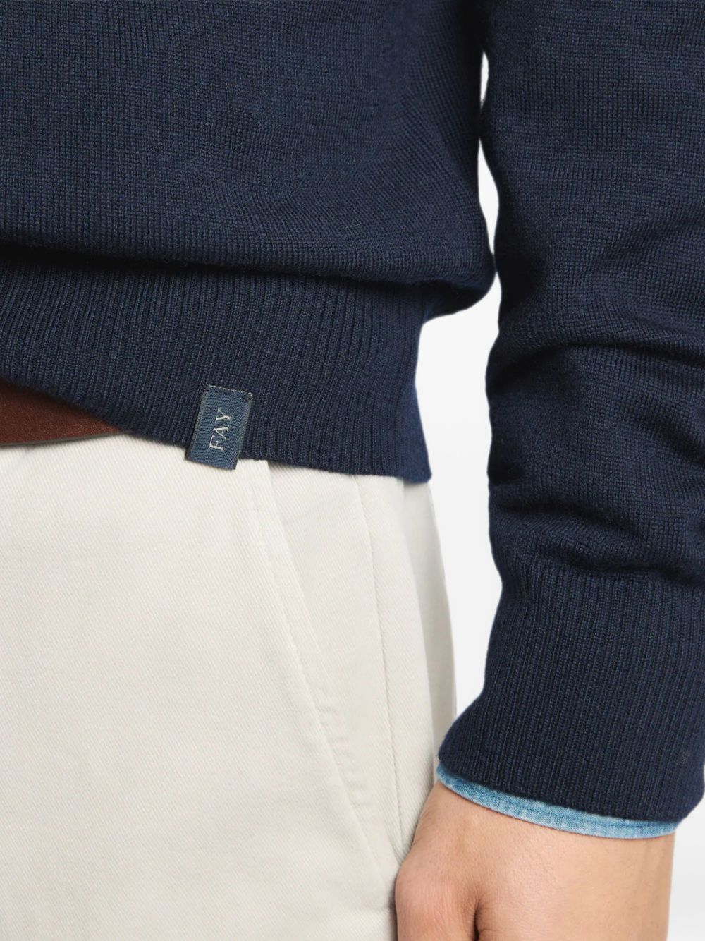Maglione blu in lana 