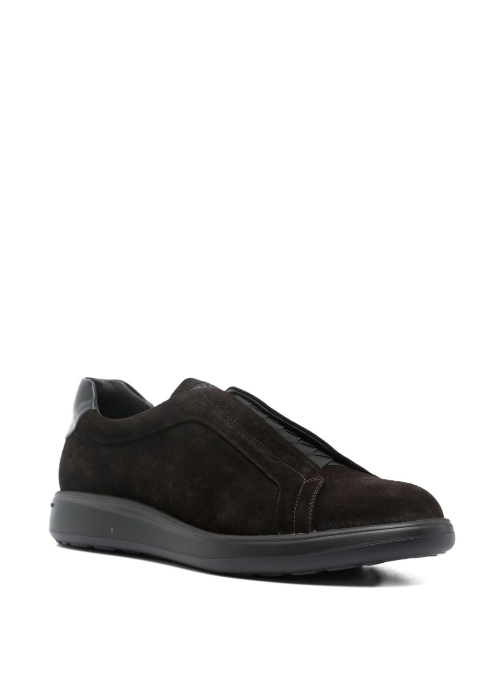 Sneakers marrone scuro in pelle scamosciata 