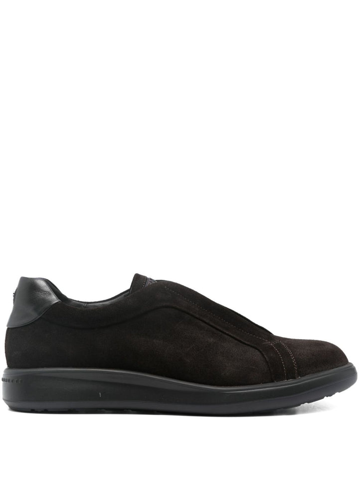 Sneakers marrone scuro in pelle scamosciata 