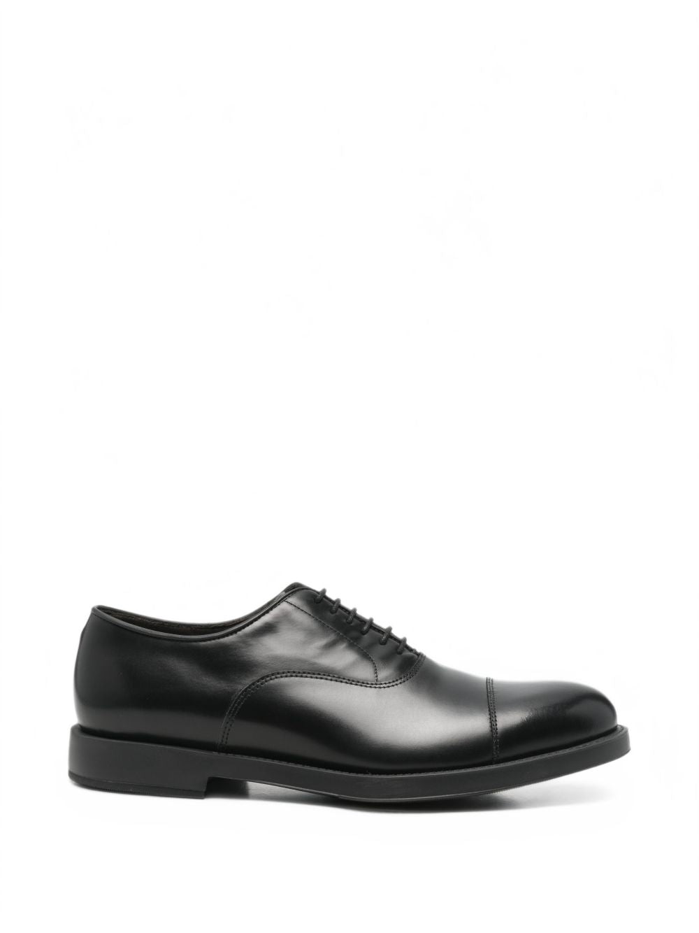 Scarpe Oxford con puntale in pelle lucida nera 