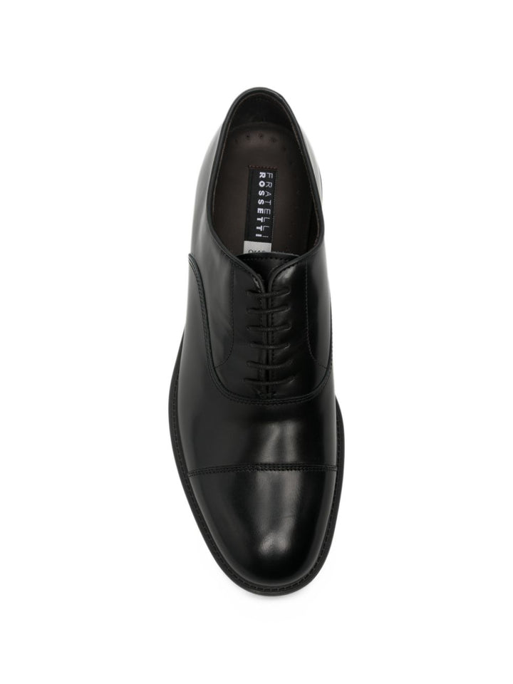 Scarpe Oxford con puntale in pelle lucida nera 