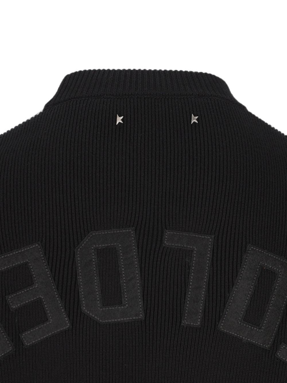 Maglione nero girocollo con logo ricamato 
