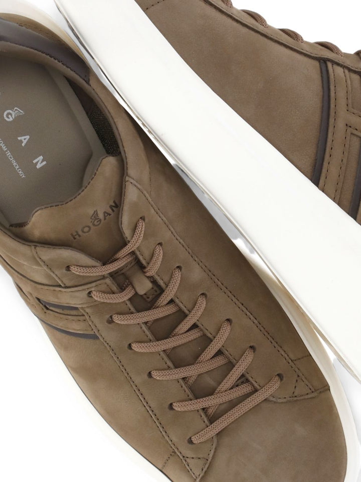 Sneakers marroni H580 