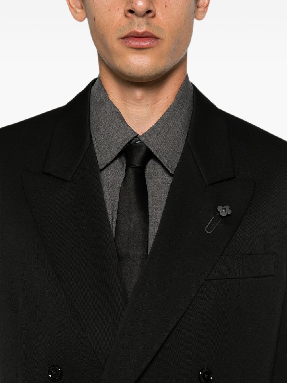Blazer doppiopetto nero con revers a lancia 