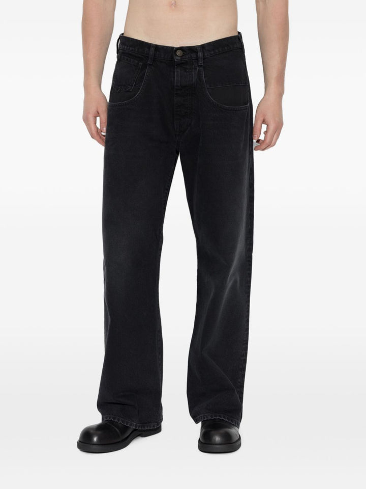 Jeans neri a gamba dritta con doppie tasche 