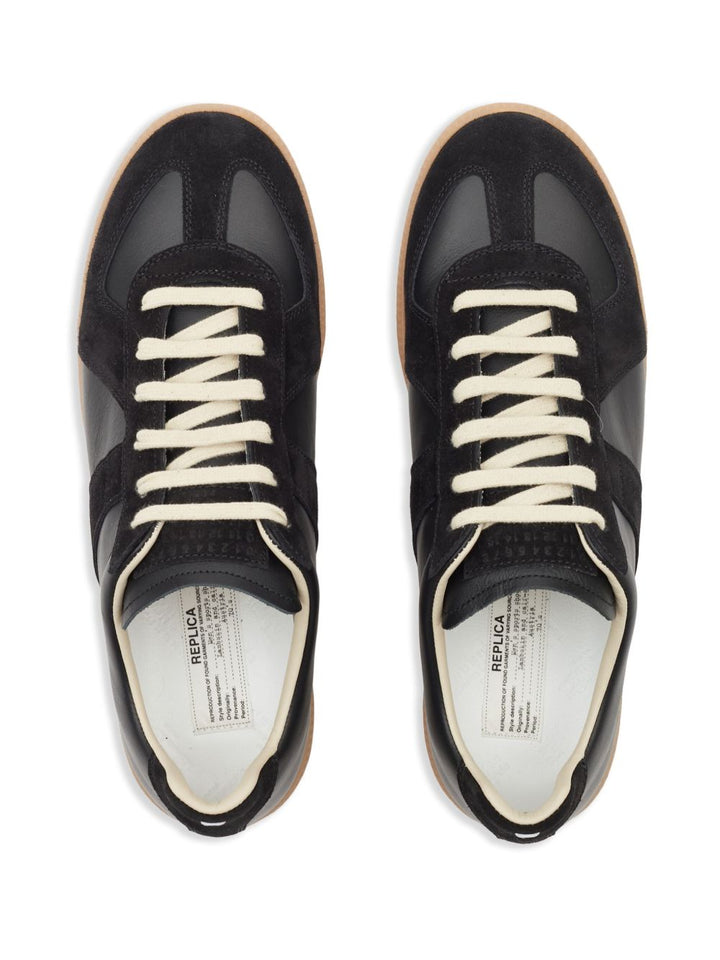 Sneakers nere Replica 