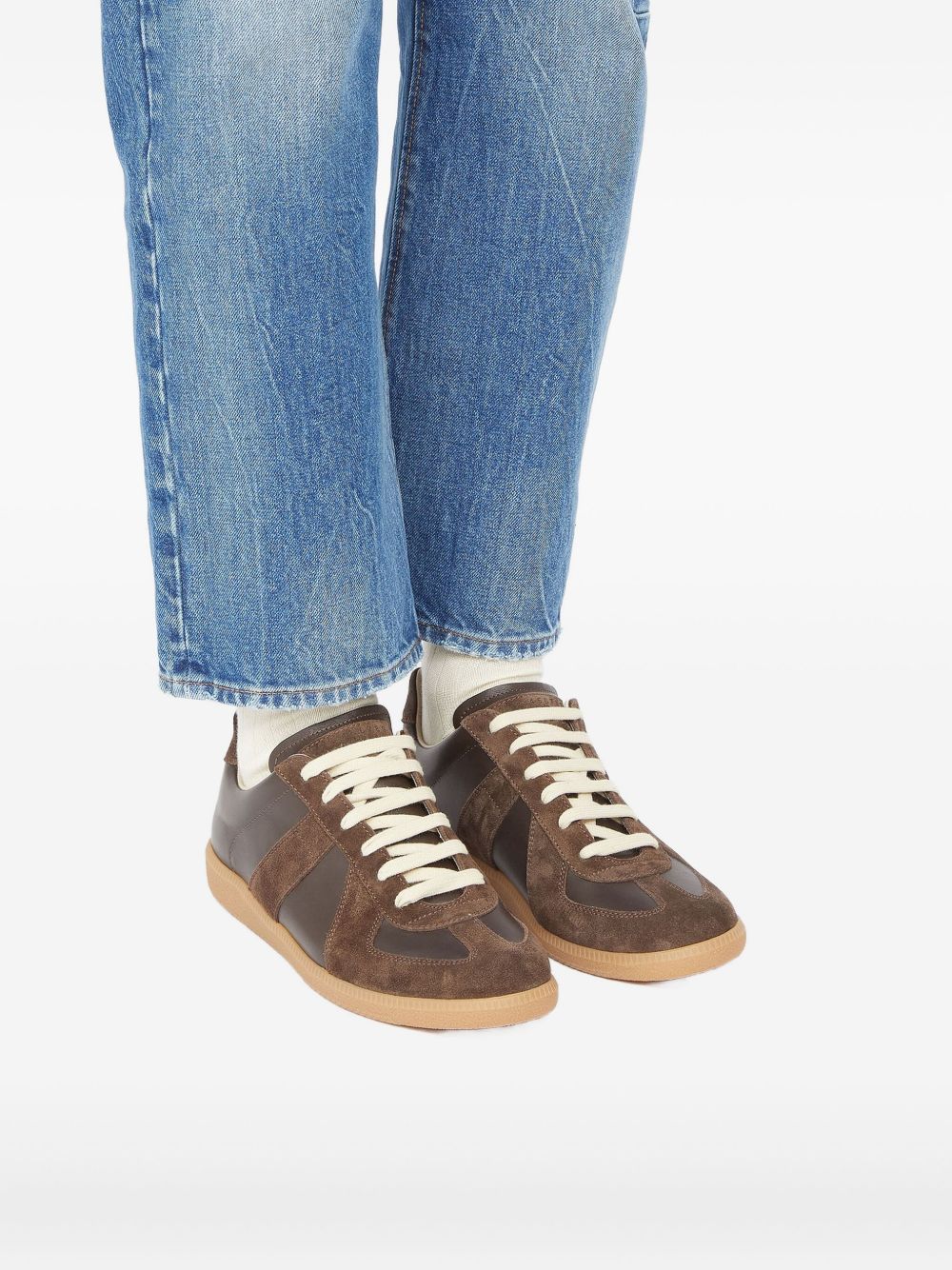 Sneaker marroni Replica 