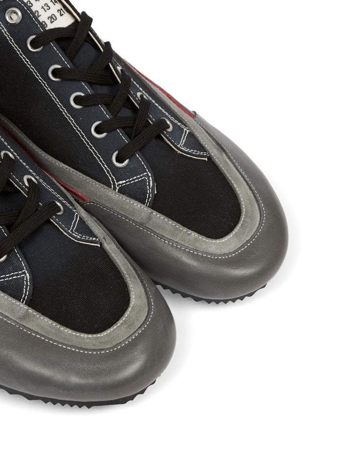 Sneakers nere Traveler 