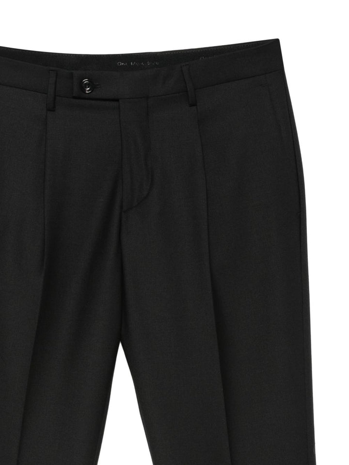Pantaloni neri Frederick con pieghe e risvolto 