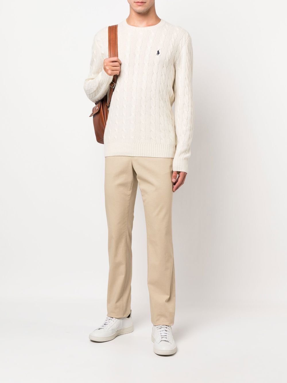 Maglione avorio a trecce con ricamo 