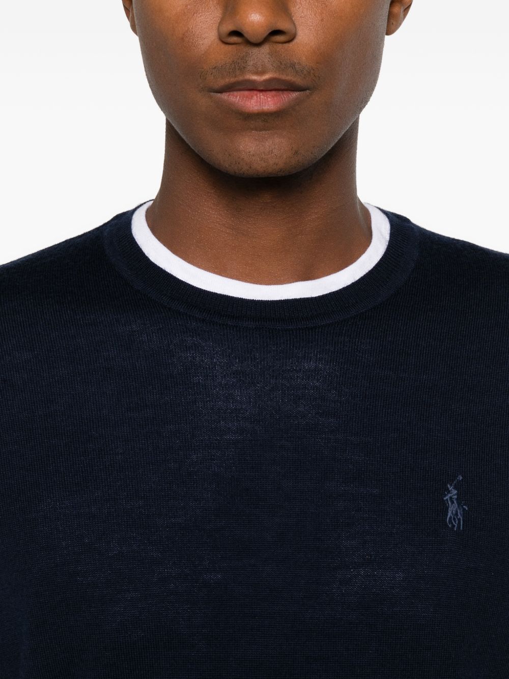 Maglione girocollo con logo in lana blu 