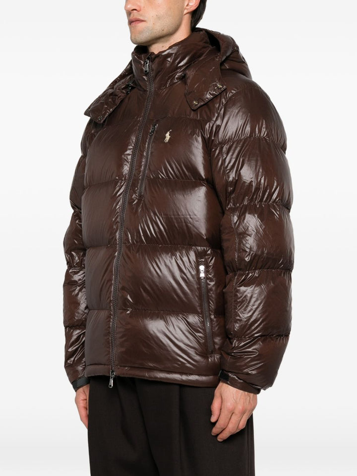 Cappotto trapuntato con cappuccio in nylon riciclato marrone 
