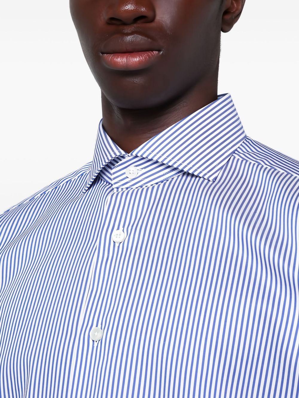 Camicia a righe azzurra in cotone 