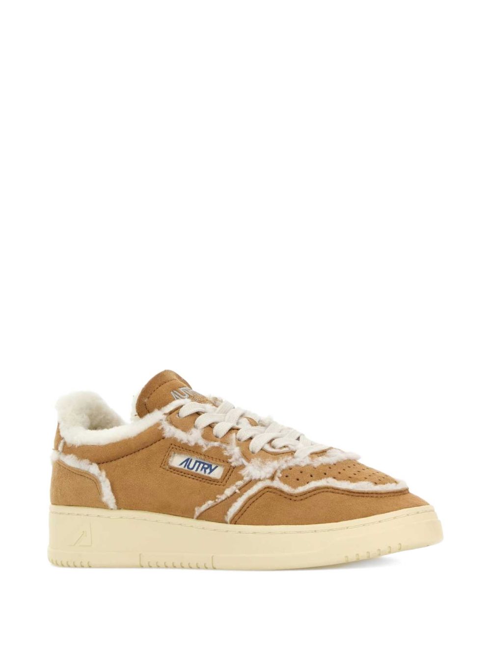Sneakers medalist 