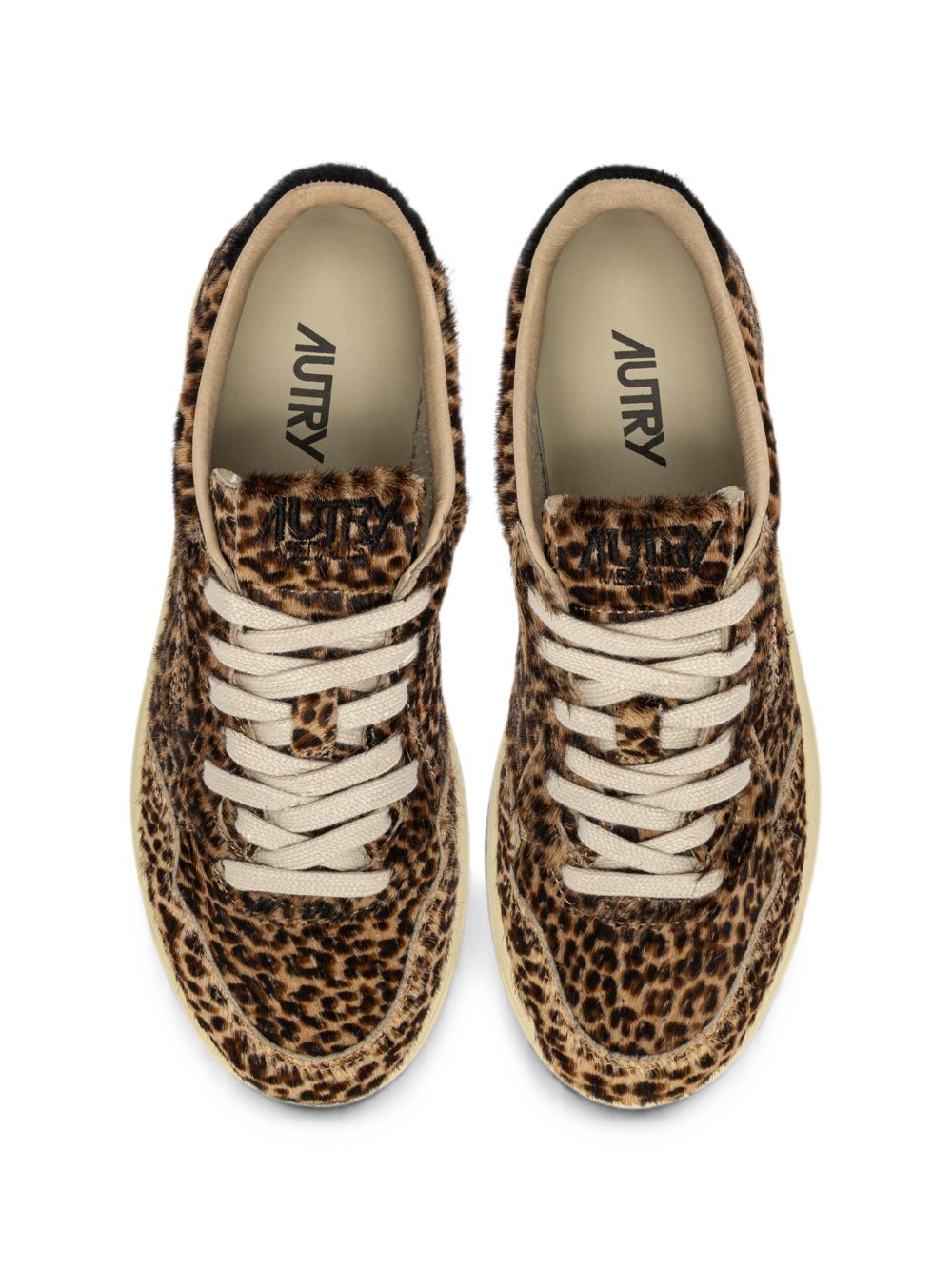 Sneakers medalist in cavallino 