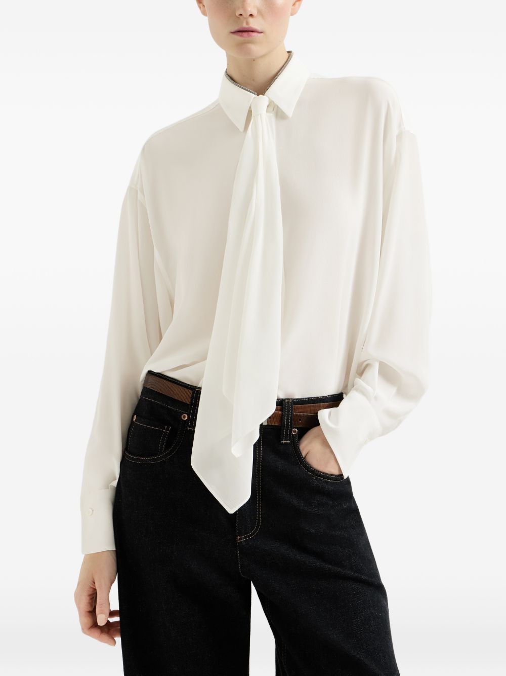 Camicia in seta con cravatta 
