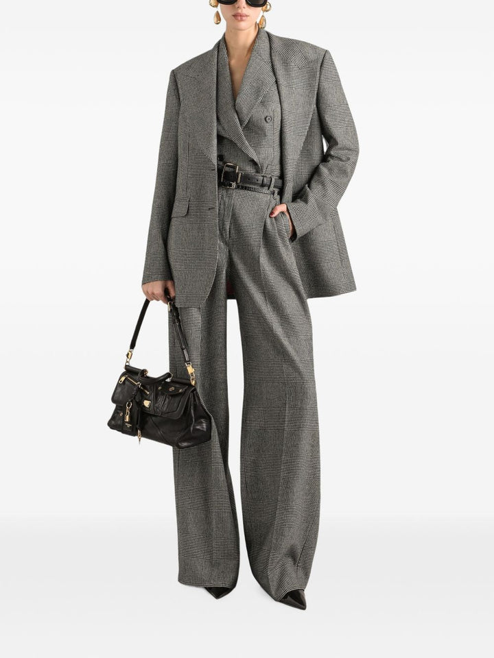 Blazer monopetto con revers a lancia 
