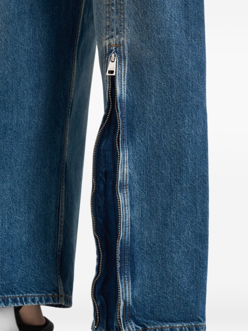 jeans a gamba larga con dettagli a zip di liu jo. 