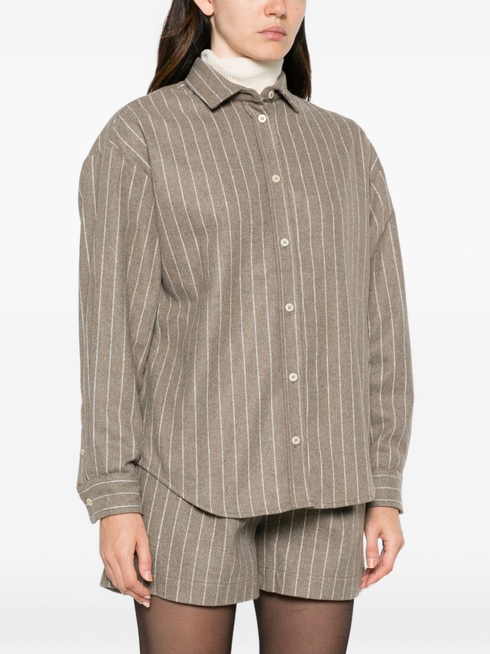 Camicia con motivo a righe 