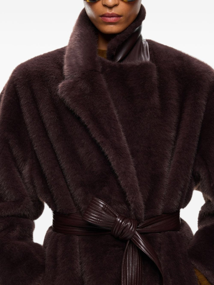 Cappotto lungo in ecopelliccia 