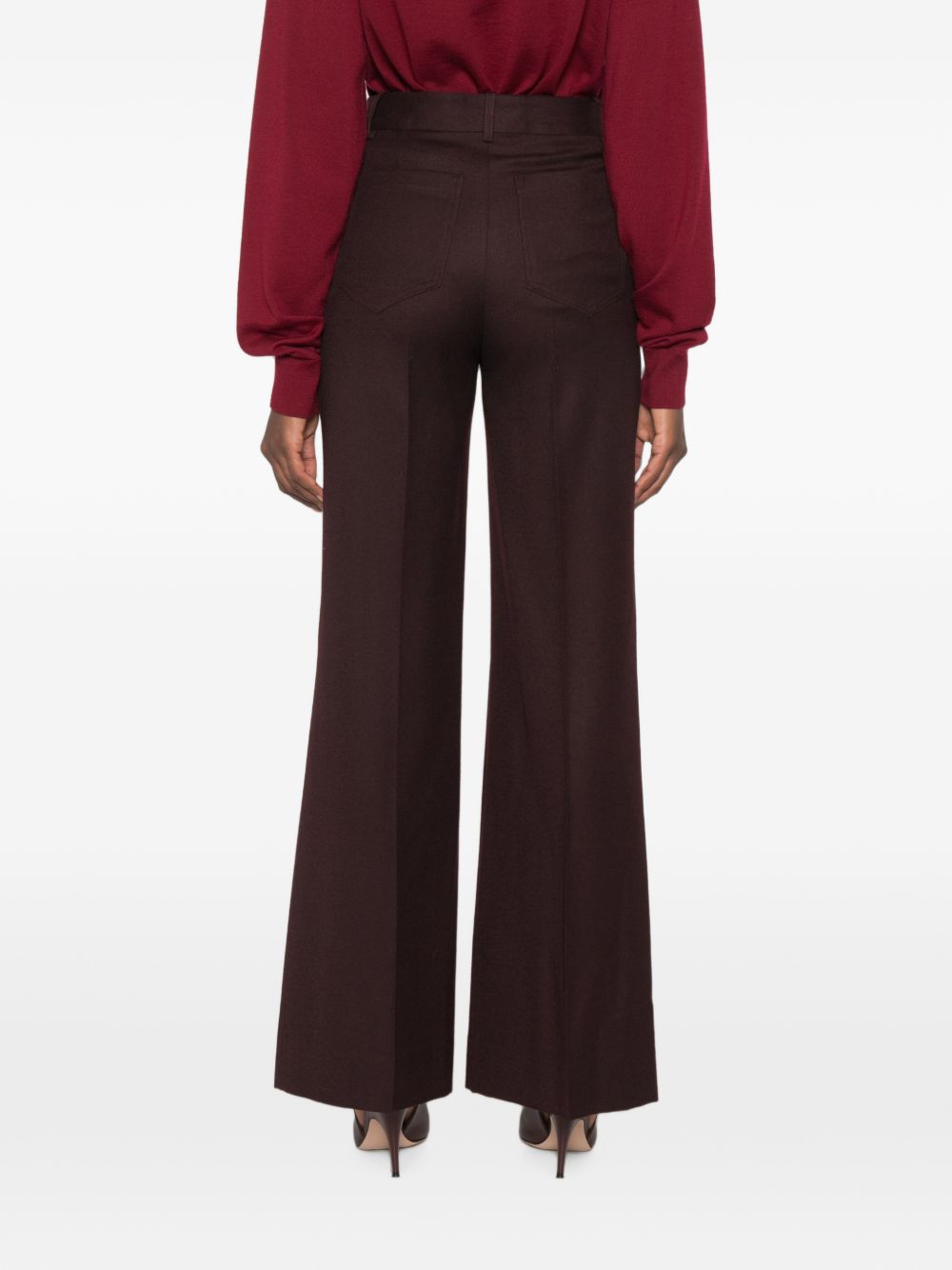 Pantaloni con applicazione 