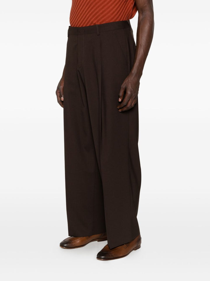 Pantaloni cacao con pieghe 