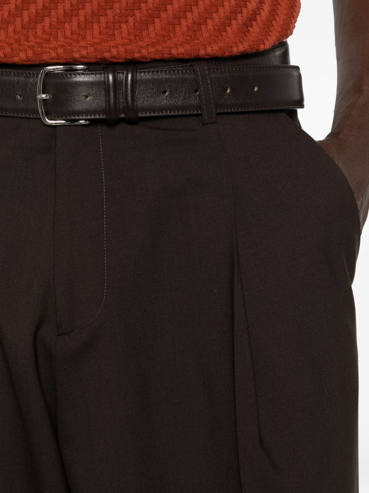 Pantaloni cacao con pieghe 
