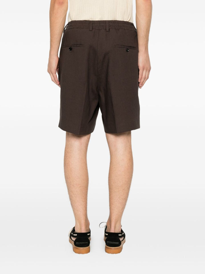 Shorts con pinces cacao 