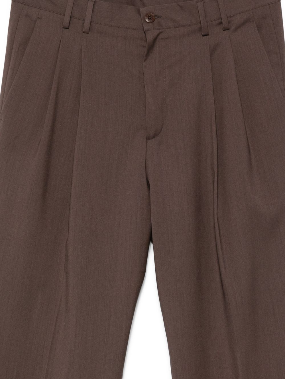 Pantaloni sartoriali marroni con pieghe 