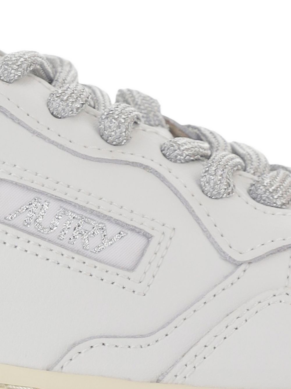 Sneakers Medalist traforate 