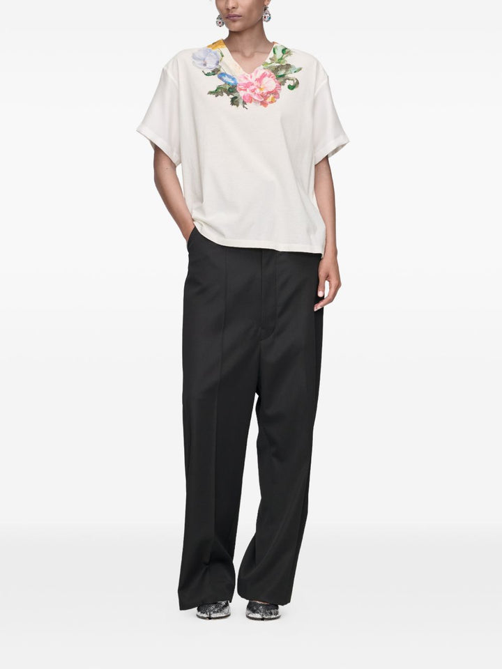 T-shirt con scollo a V 