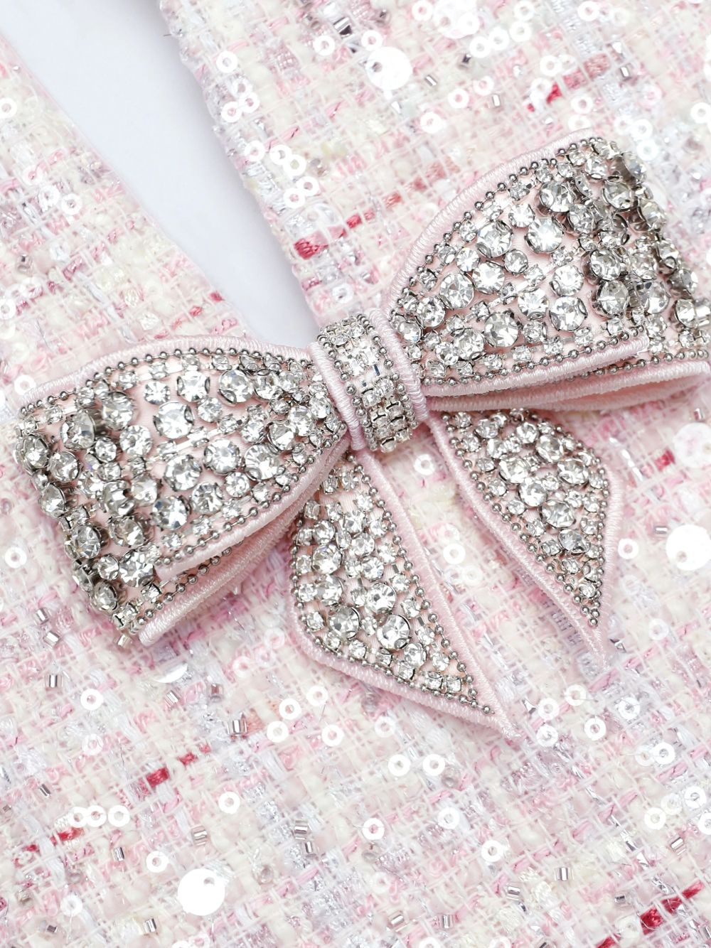 Abito corto con paillettes 