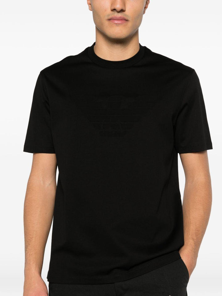 T-shirt nera 