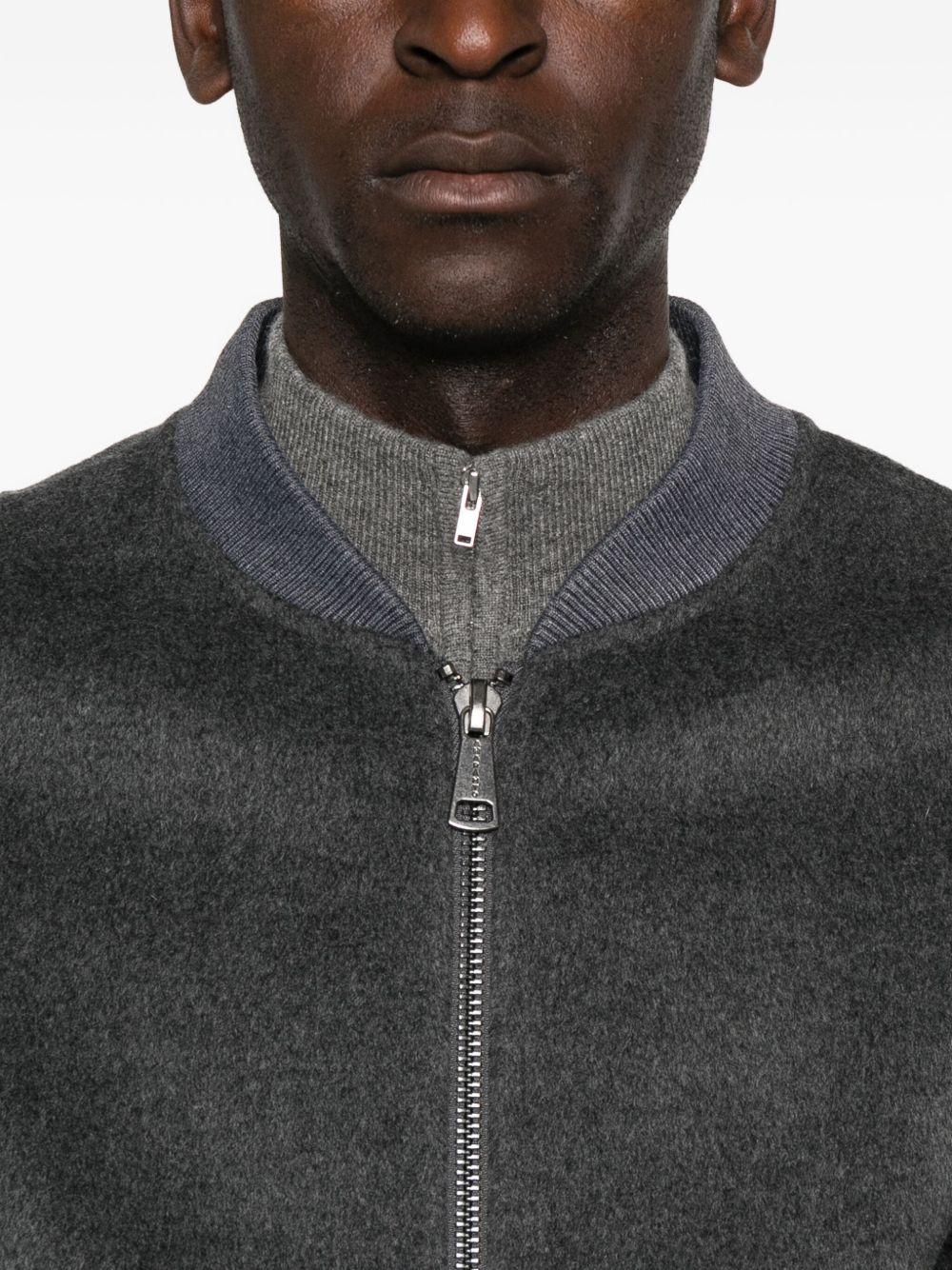 Bomber grigio con zip
