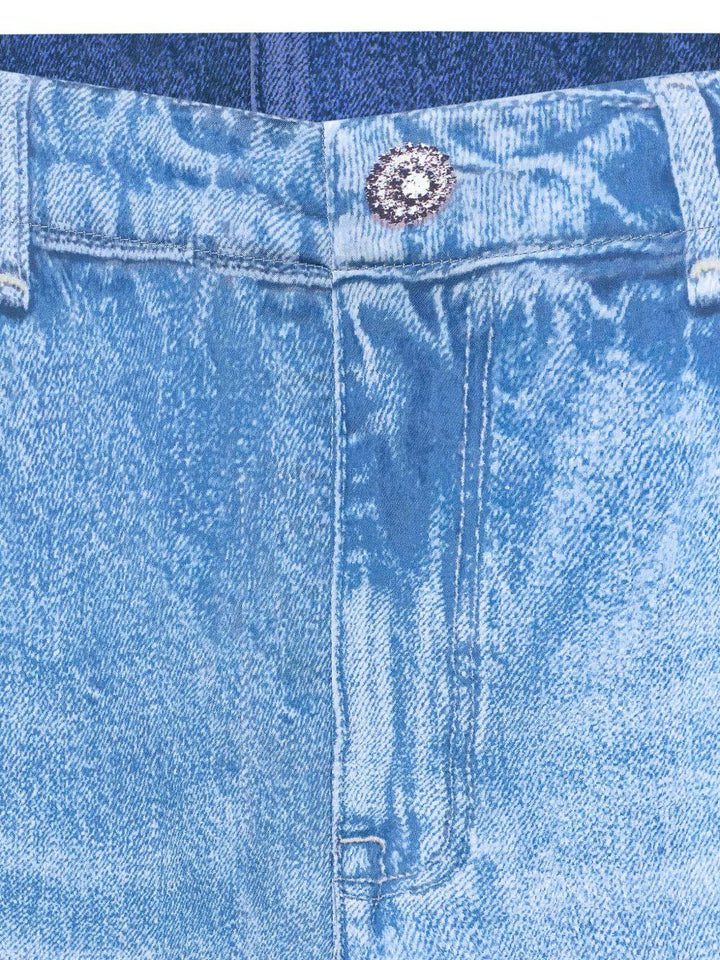 Denim con strappi 