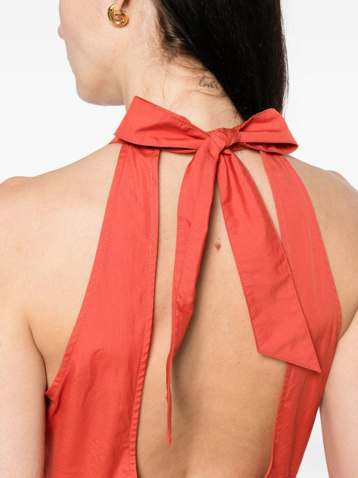 Abito con scollo all&
