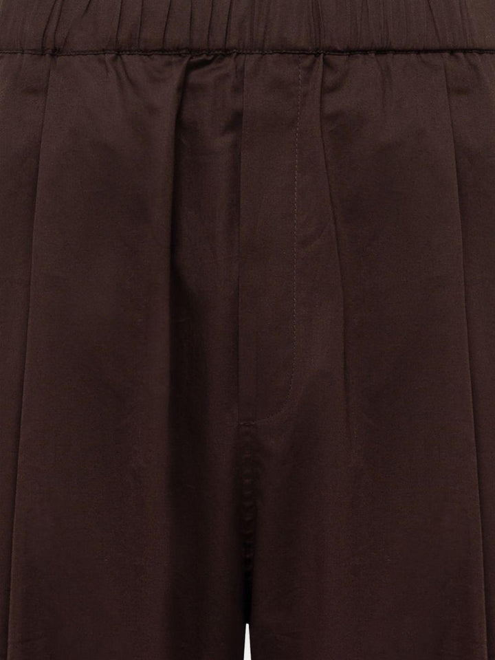 Pantaloni cioccolato con ricamo 